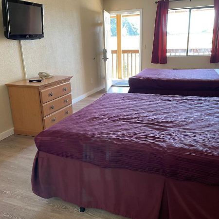 Centralia Inn Екстериор снимка
