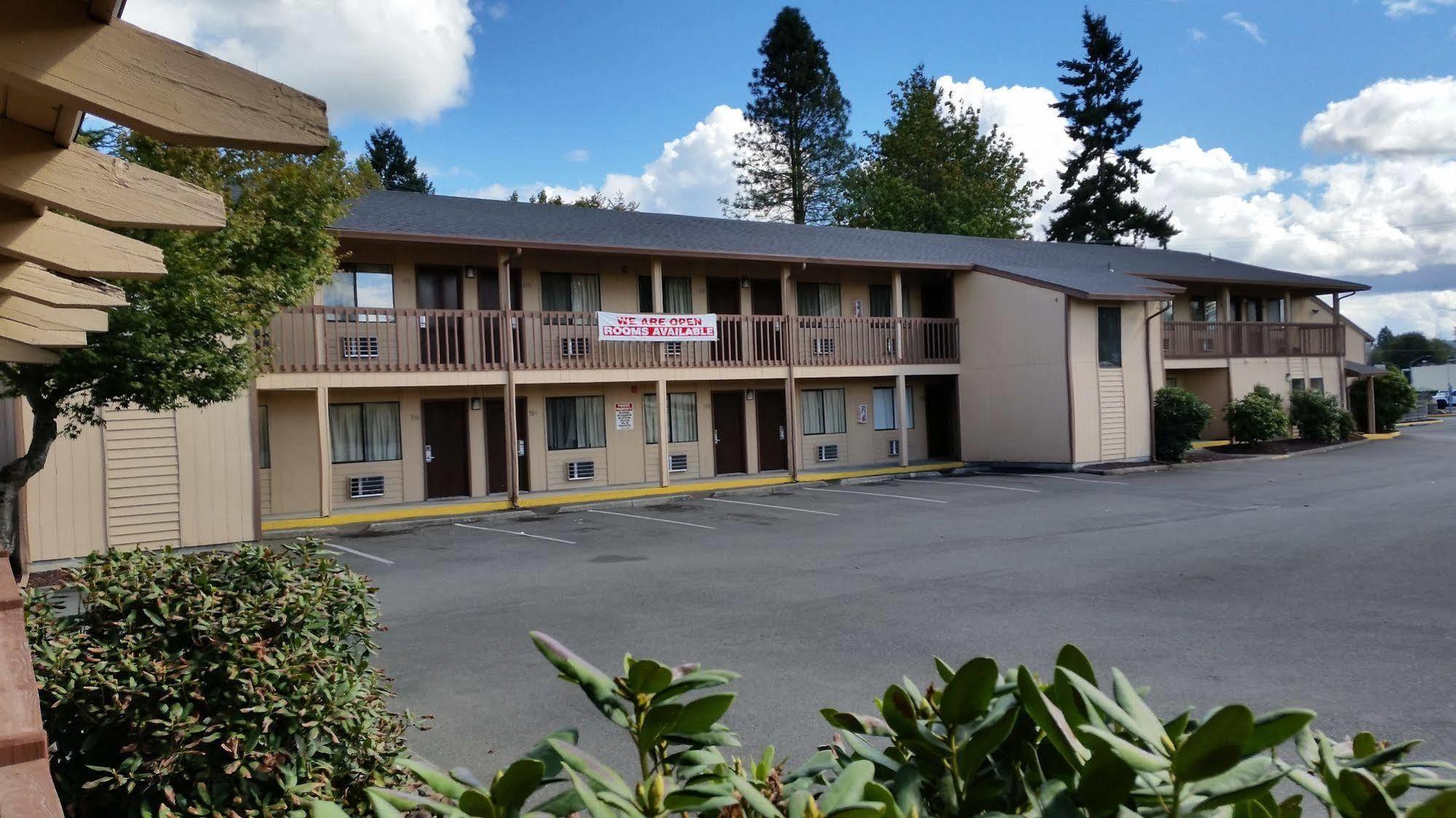 Centralia Inn Екстериор снимка